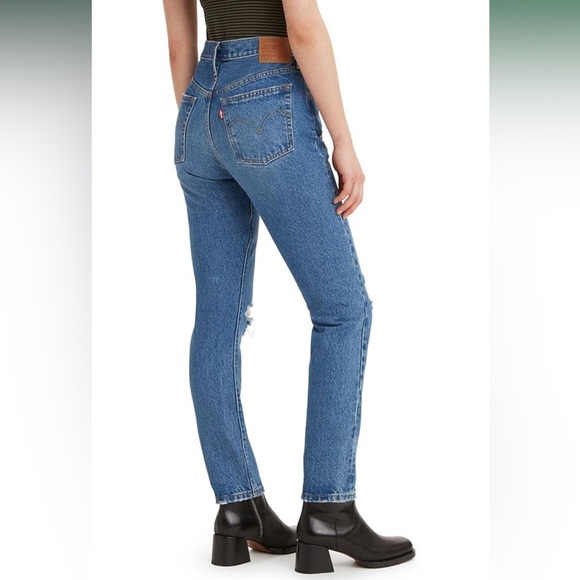 Levis 501 high waisted button fly jeans 23x29- like new! - Picture 12 of 12